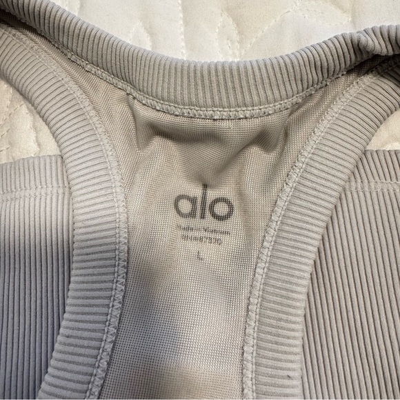 Alo Tank - Picture 2 of 4